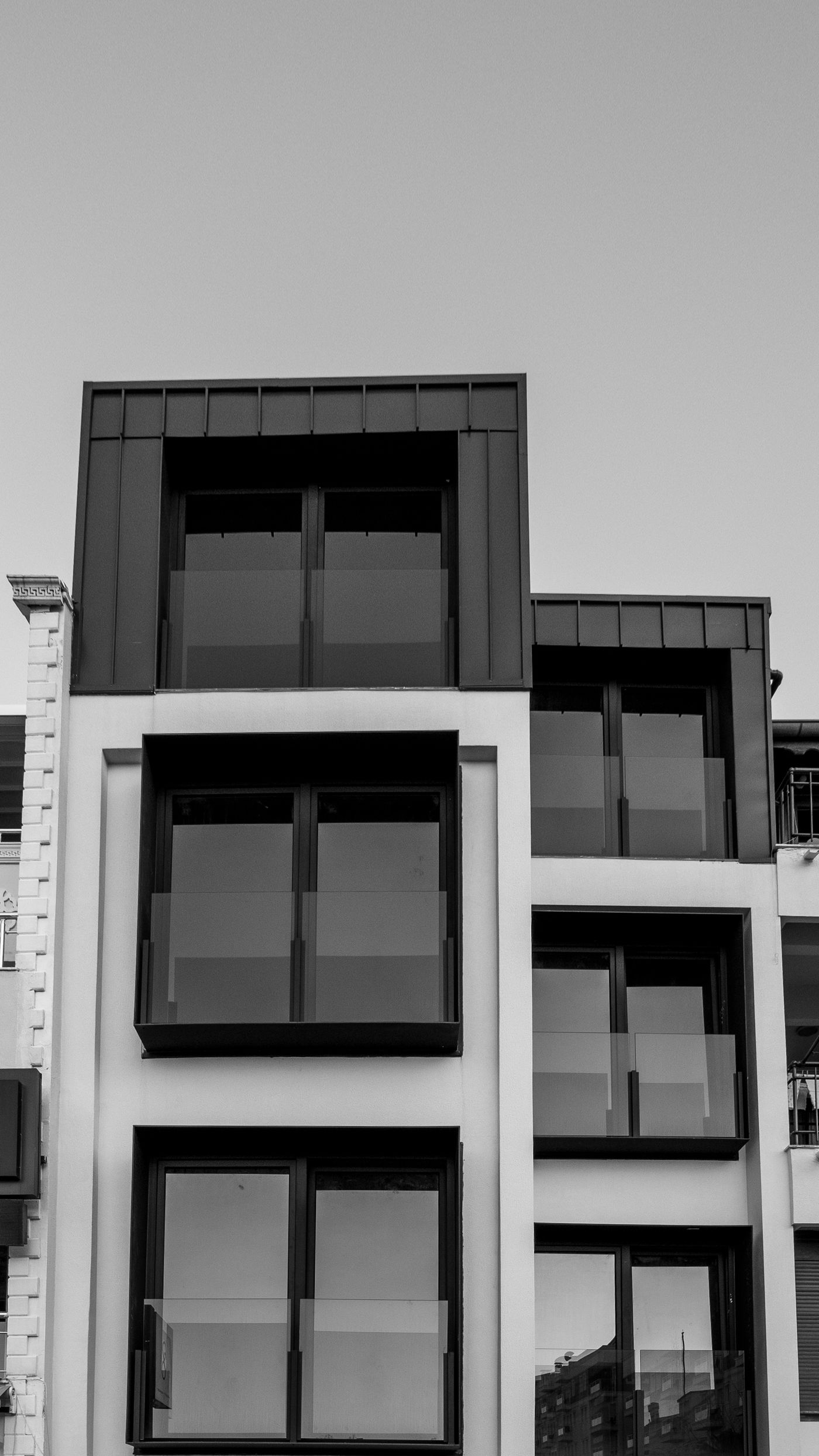 Facciata di un moderno edificio condominiale
